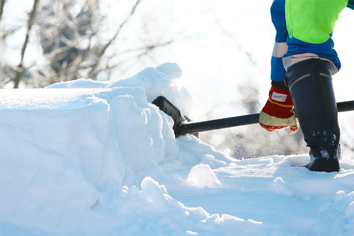 7. Takskottning Snorojning Tak Vallentuna Roslagen Stockholm